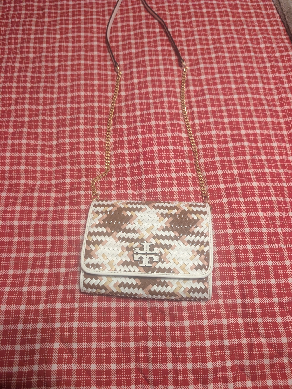 Tonal Woven Crossbody Bag with Chain Strap